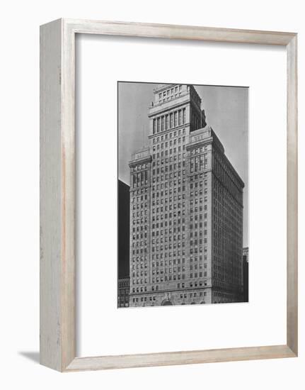 The SW Straus & Co Building, Chicago, Illinois, 1924-Unknown-Framed Photographic Print