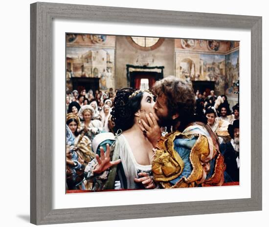 The Taming of the Shrew (1967)-null-Framed Photo