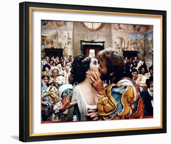 The Taming of the Shrew (1967)-null-Framed Photo