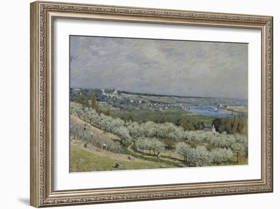 The Terrace at Saint-Germain, Spring, 1875 (Oil on Canvas)-Alfred Sisley-Framed Giclee Print