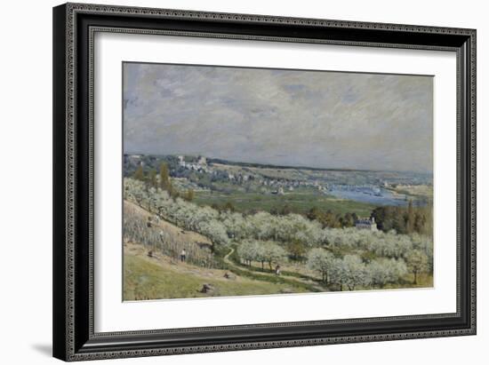 The Terrace at Saint-Germain, Spring, 1875 (Oil on Canvas)-Alfred Sisley-Framed Giclee Print