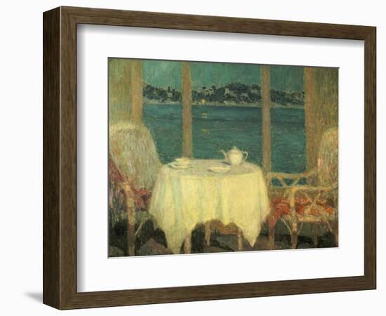 The Terrace in Front of the Bay of St. Tropez. 1929-Henri Eugene Augustin Le Sidaner-Framed Giclee Print