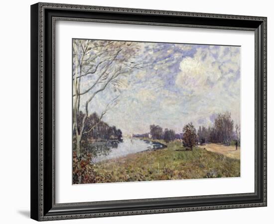 The Thames at Hampton Court, East Molesey-Alfred Sisley-Framed Giclee Print