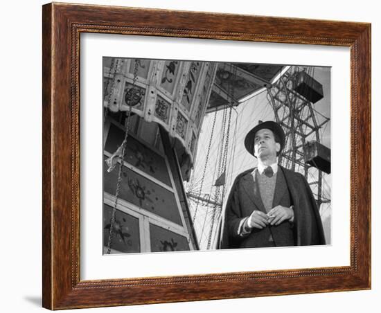 The Third Man, Joseph Cotten, 1949-null-Framed Premium Photographic Print