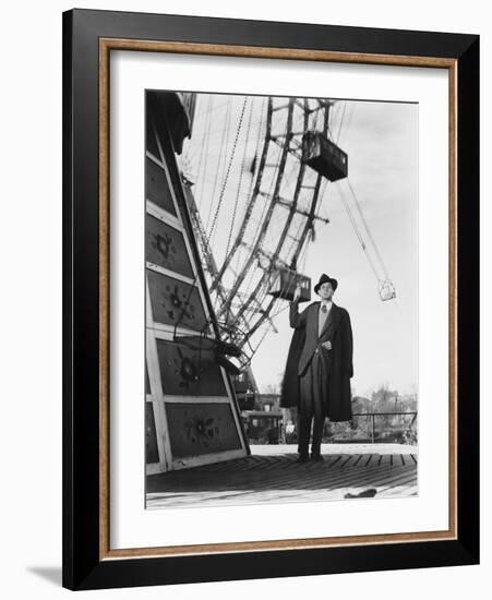 The Third Man, Joseph Cotten, 1949-null-Framed Premium Photographic Print