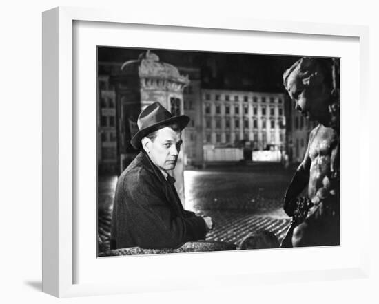 The Third Man, Joseph Cotten, 1949-null-Framed Premium Photographic Print