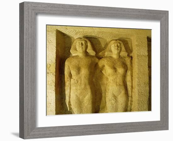 The tomb at Giza of Meresankh, one of the queens of Khephren-Werner Forman-Framed Giclee Print