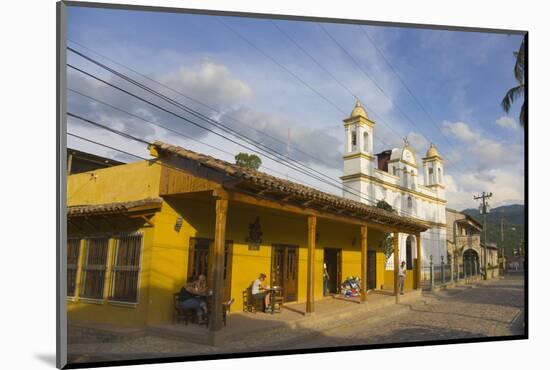 The Town of Copan Ruinas, Honduras-Keren Su-Mounted Photographic Print