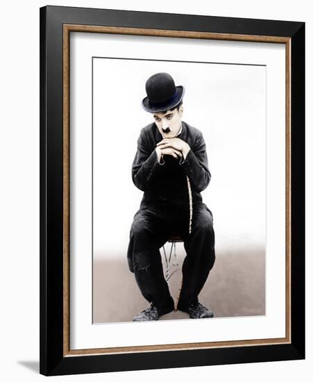 THE TRAMP, (aka CHARLIE ON THE FARM; CHARLIE THE HOBO; CHARLIE THE TRAMP), Charlie Chaplin-null-Framed Photo