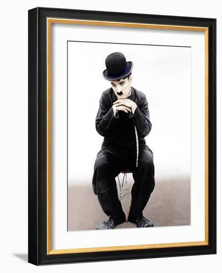 THE TRAMP, (aka CHARLIE ON THE FARM; CHARLIE THE HOBO; CHARLIE THE TRAMP), Charlie Chaplin-null-Framed Photo