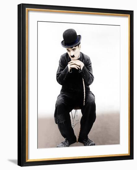 THE TRAMP, (aka CHARLIE ON THE FARM; CHARLIE THE HOBO; CHARLIE THE TRAMP), Charlie Chaplin-null-Framed Photo