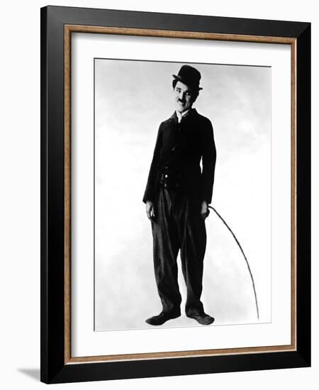 The Tramp, Charlie Chaplin, 1915-null-Framed Photo