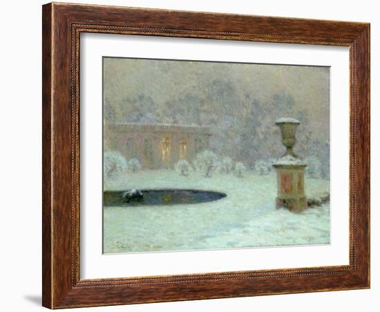 The Trianon Under Snow, c.1905-Henri Eugene Augustin Le Sidaner-Framed Giclee Print