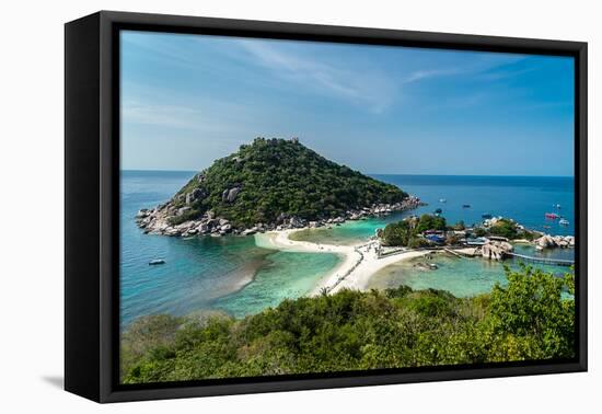 The triple islands of Koh Nang Yuan are connected by shared sandbar, Koh Tao, Thailand-Logan Brown-Framed Premier Image Canvas