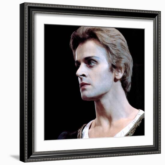 The Turning Point, Mikhail Baryshnikov, 1977-null-Framed Photo