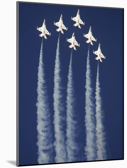 The U.S. Air Force Thunderbirds-null-Mounted Photographic Print