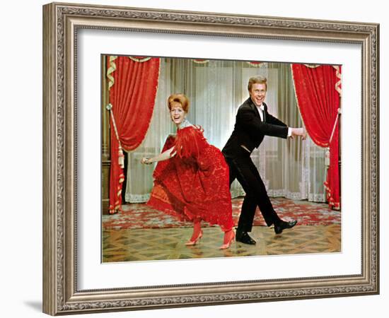 The Unsinkable Molly Brown, Debbie Reynolds, Harve Presnell, 1964-null-Framed Photo