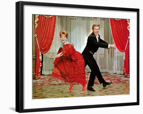 The Unsinkable Molly Brown, Debbie Reynolds, Harve Presnell, 1964-null-Framed Photo