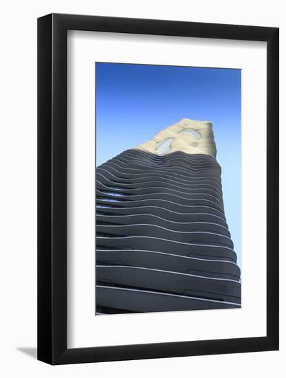 The Unusual Aqua Tower Designed by Jeanne Gang, Chicago, Illinois, United States of America-Amanda Hall-Framed Photographic Print