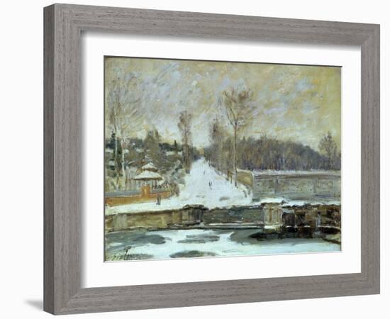 The Watering Place at Marly-Le-Roi, 1875-Alfred Sisley-Framed Giclee Print