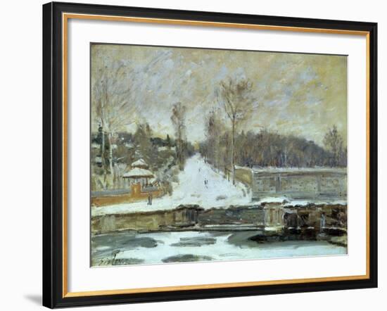 The Watering Place at Marly-Le-Roi, 1875-Alfred Sisley-Framed Giclee Print