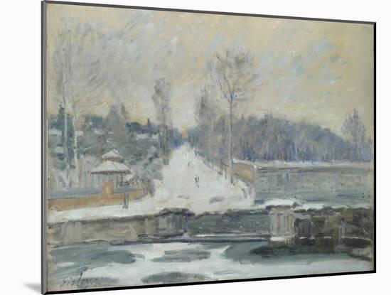 The Watering Place at Marly-Le-Roi, C. 1875-Alfred Sisley-Mounted Giclee Print