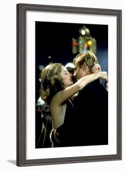 The Way We Were, Barbra Streisand, Robert Redford, 1973-null-Framed Photo