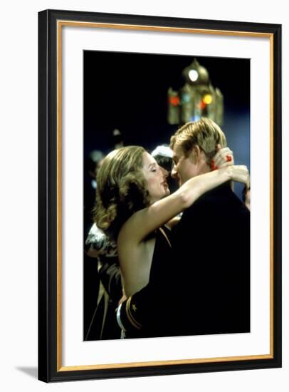 The Way We Were, Barbra Streisand, Robert Redford, 1973-null-Framed Photo