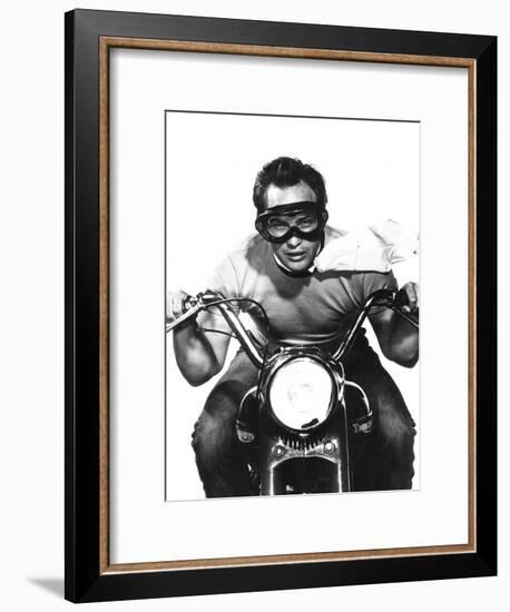 The Wild One, Marlon Brando, 1953-null-Framed Photo