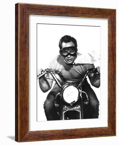 The Wild One, Marlon Brando, 1953-null-Framed Photo