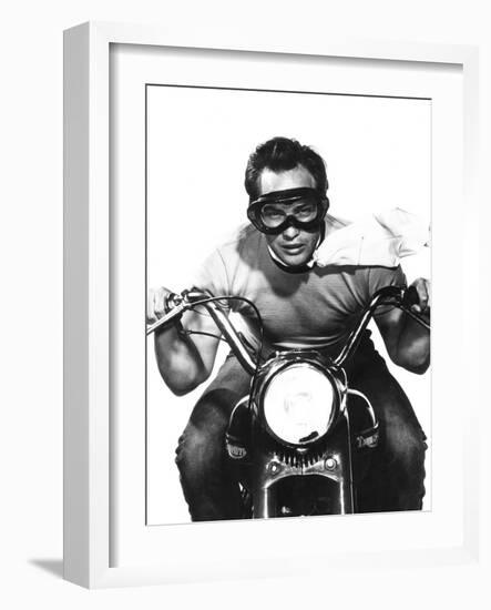 The Wild One, Marlon Brando, 1953-null-Framed Photo