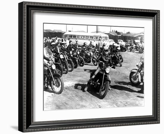 The Wild One, Marlon Brando, 1954-null-Framed Photo