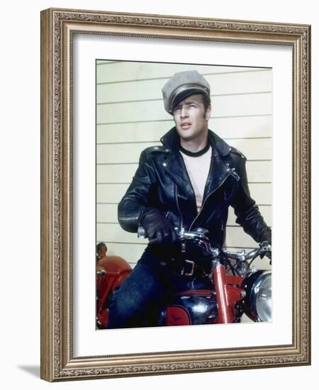 The Wild One, Marlon Brando, Directed by Laszlo Benedek, 1953-null-Framed Photo