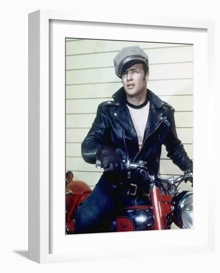 The Wild One, Marlon Brando, Directed by Laszlo Benedek, 1953-null-Framed Photo