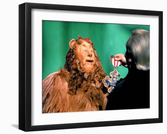 The Wizard of Oz, Bert Lahr, Frank Morgan, 1939-null-Framed Photo