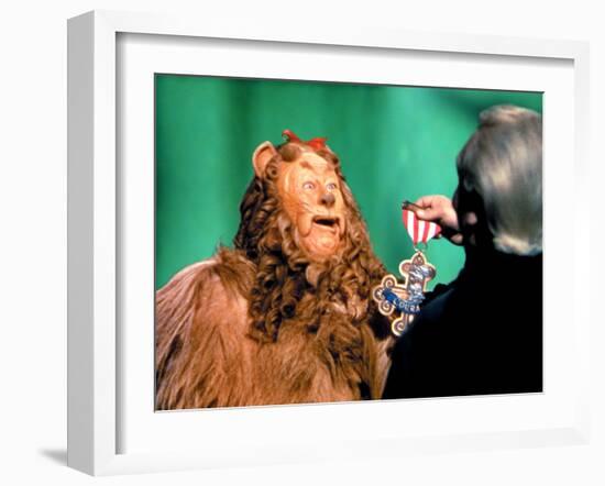 The Wizard of Oz, Bert Lahr, Frank Morgan, 1939-null-Framed Photo