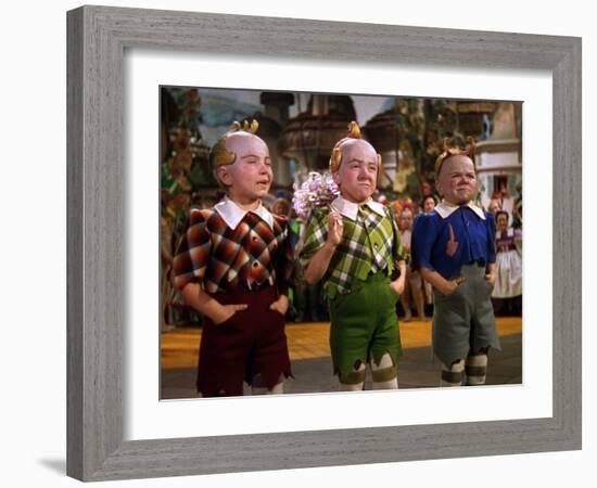 The Wizard of Oz, from Left: Jerry Maren, Harry Earles, 1939-null-Framed Photo