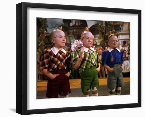 The Wizard of Oz, from Left: Jerry Maren, Harry Earles, 1939-null-Framed Photo