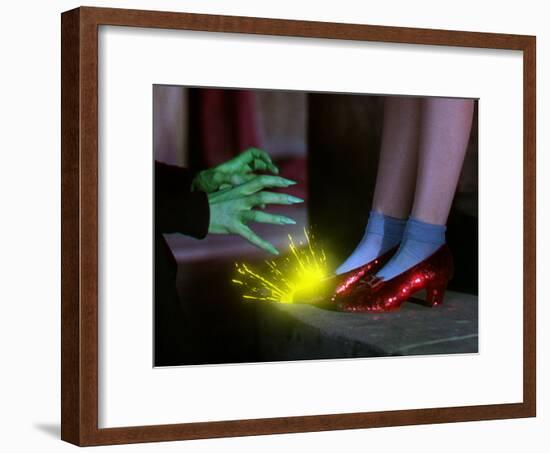 The Wizard of Oz, from Left: Margaret Hamilton, Judy Garland, 1939-null-Framed Photo