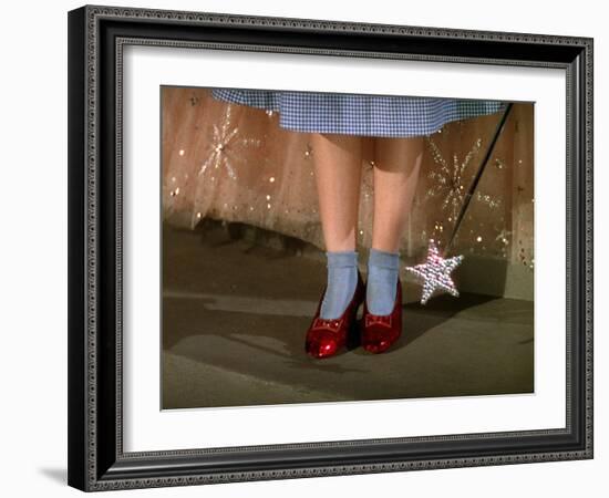 The Wizard of Oz, Judy Garland, 1939-null-Framed Photo