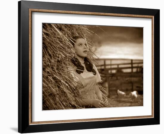 The Wizard of Oz, Judy Garland, 1939-null-Framed Premium Photographic Print