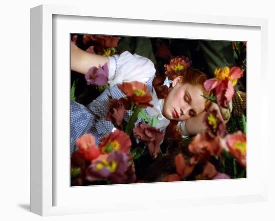 The Wizard of Oz, Judy Garland, 1939-null-Framed Premium Photographic Print