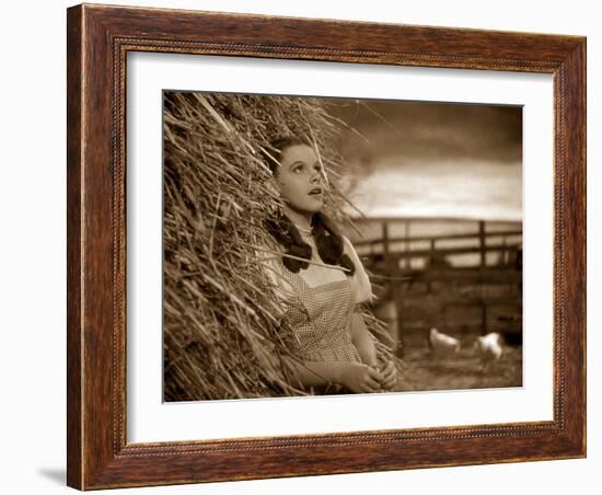 The Wizard of Oz, Judy Garland, 1939-null-Framed Photo