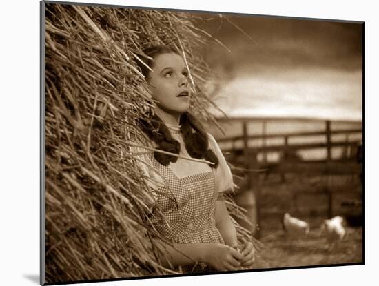 The Wizard of Oz, Judy Garland, 1939-null-Mounted Photo