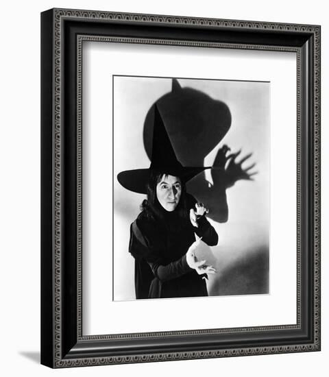 The Wizard of Oz, Margaret Hamilton, 1939-null-Framed Photo