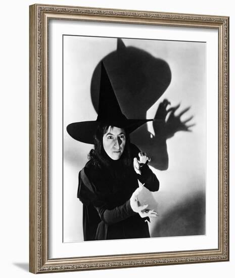 The Wizard of Oz, Margaret Hamilton, 1939-null-Framed Photo