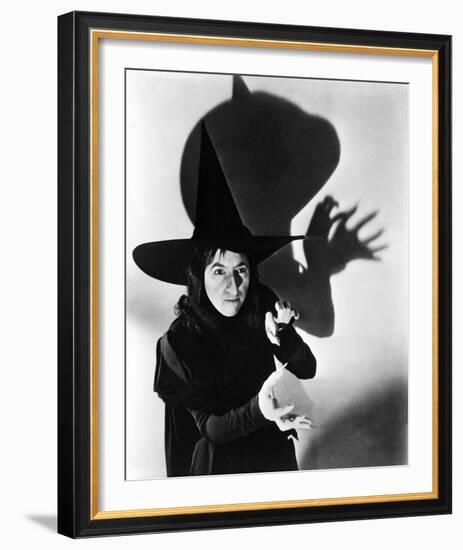 The Wizard of Oz, Margaret Hamilton, 1939-null-Framed Photo