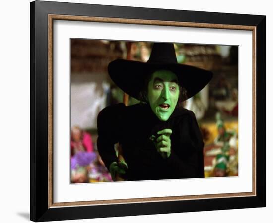 The Wizard of Oz, Margaret Hamilton, 1939-null-Framed Photo