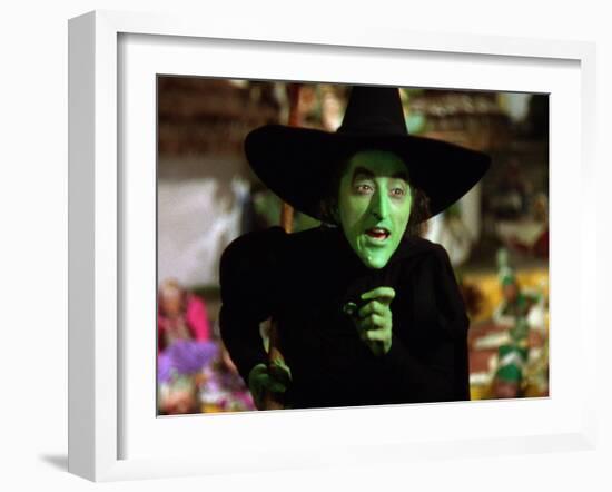 The Wizard of Oz, Margaret Hamilton, 1939-null-Framed Photo