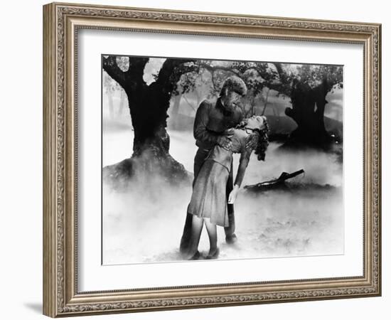 The Wolf Man, Lon Chaney Jr., Evelyn Ankers, 1941-null-Framed Photo